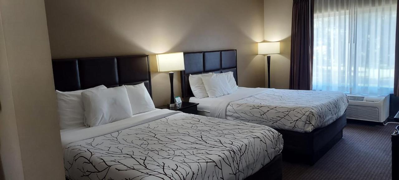 Parkwood Inn & Suites Manhattan Buitenkant foto