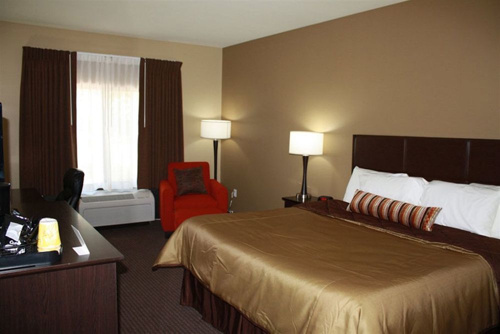Parkwood Inn & Suites Manhattan Buitenkant foto